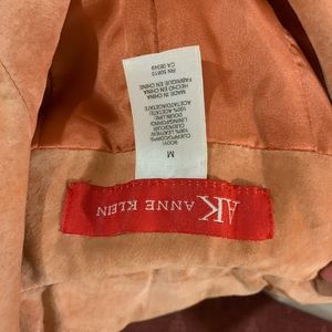 Light Women’s Jacket